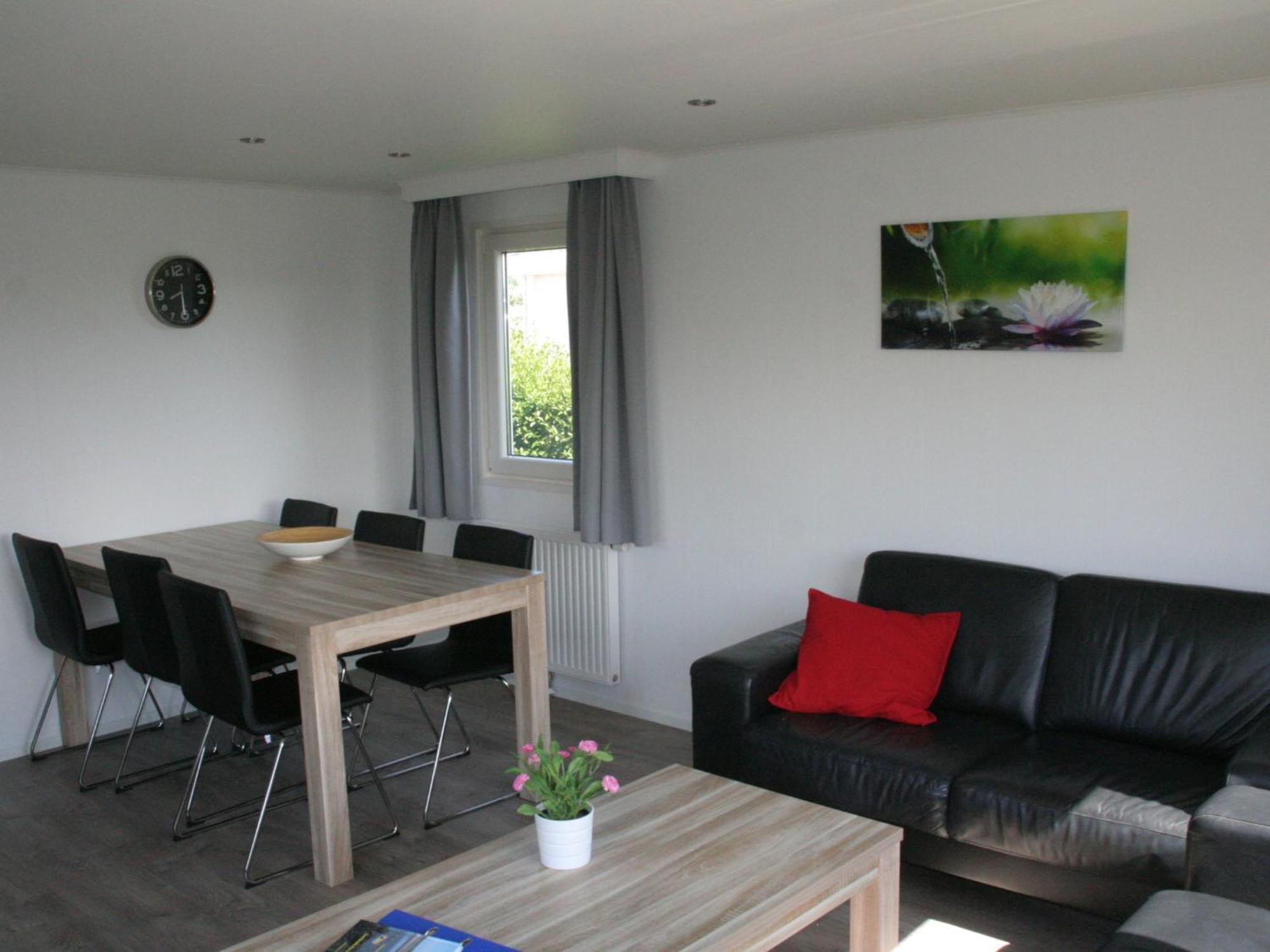 Luxe 6 Persoons-1 By Interhome Retranchement